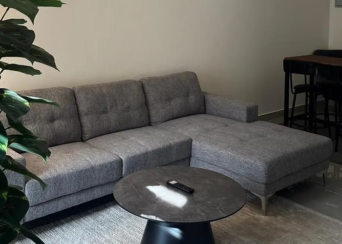 Modern Apartment In Boshar, Muscat